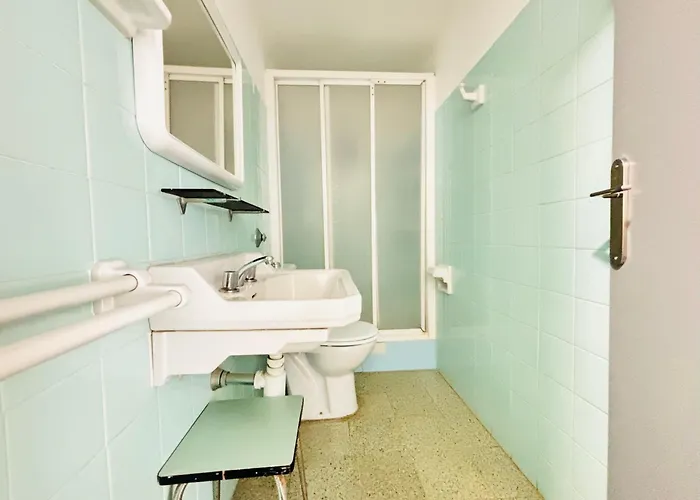 Global Immo 4086 Solimar Apartman Roses