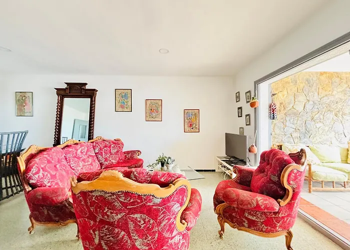 Global Immo 4086 Solimar Apartman